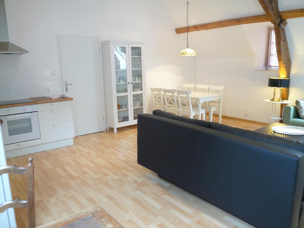 Holiday home Allier Montaigu-le-Blin